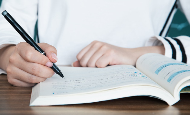 簡(jiǎn)潔購(gòu)房協(xié)議書(shū)（3份范本）